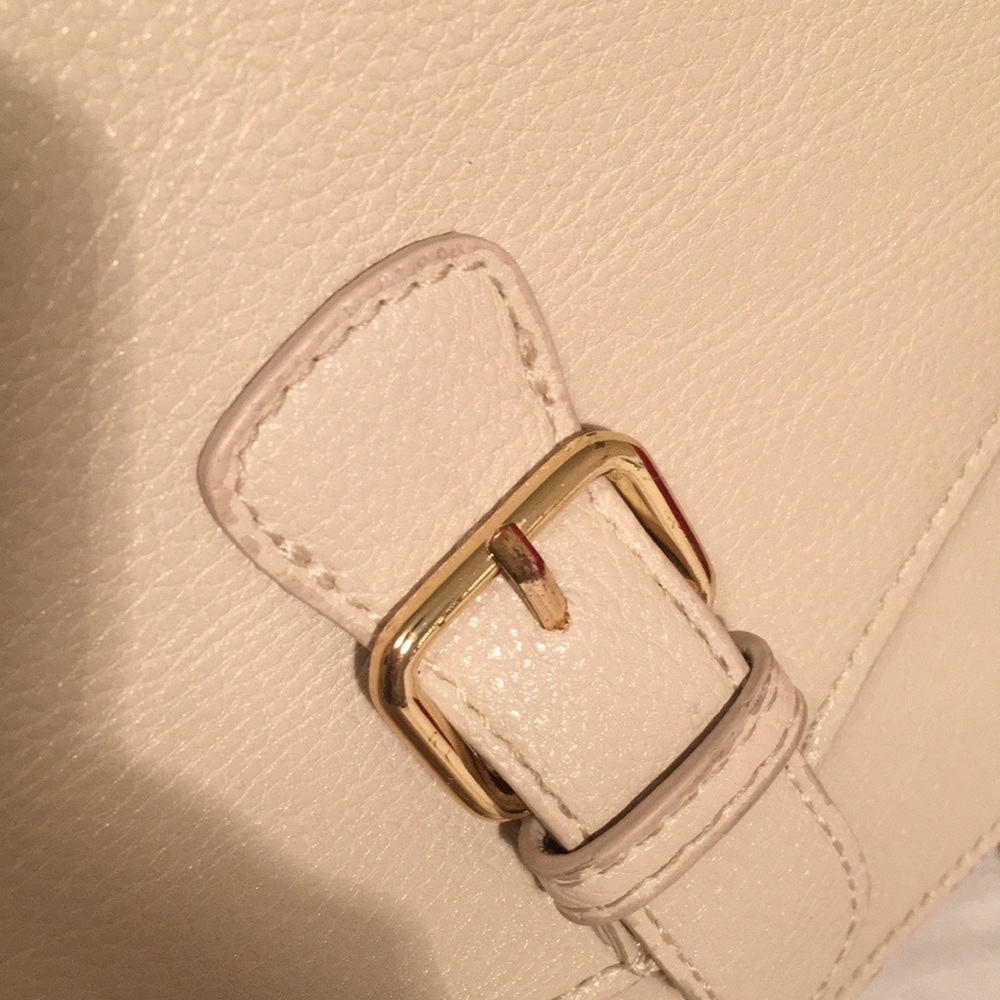 White Purse - Picture 5 of 8